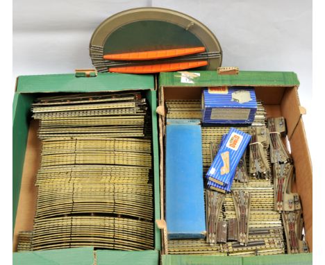 Hornby Dublo 3-Rail Track &amp; Others Items. To include many standard curves - some boxed &amp; straights, half straights, u