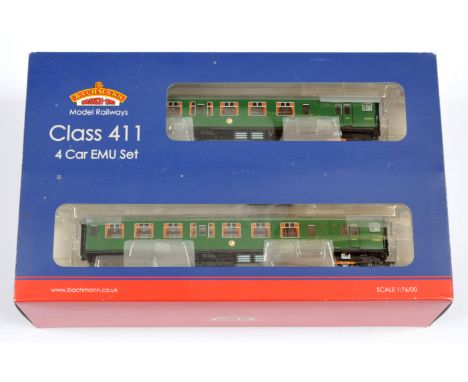 Bachmann 31-425 SR 4-Car EMU. Set consisting of 4CEP EMU 7105 Late Southern Rail Multiple Unit, green with BR emblem to side 