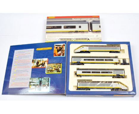 Hornby R665 Eurostar Train Pack &amp; R 4013 Eurostar 2x Coach Pack. Comprising R665 Set containing class 373 powered &amp; n