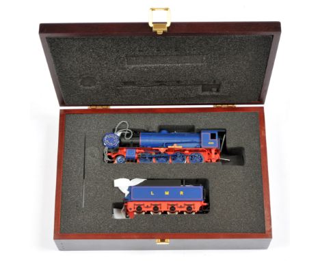 Bachmann OO Gauge Ref 32-250 Ltd Edition 2-8-0 Loco and Tender Longmoor Military Railway lined blue livery Austerity Class Lo