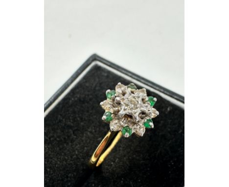 18ct Gold Emerald And Diamond Ring (3.2g)