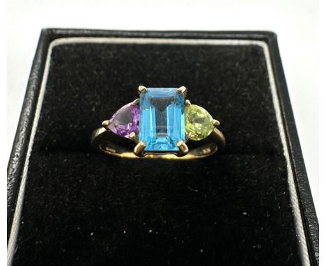 9ct Gold Topaz, Amethyst &amp; Peridot Three Stone Ring (2.1g)