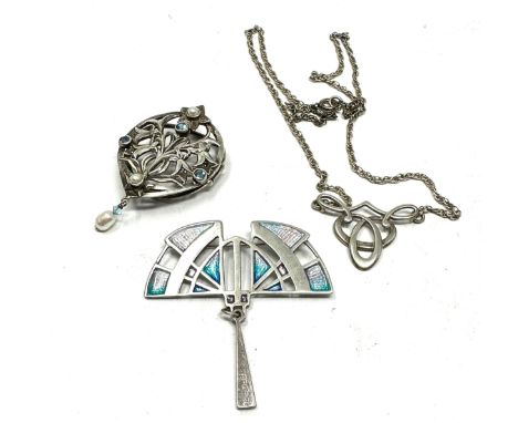 Three Silver Jewellery Pieces Including A Pat Cheney Brooch And A Necklace By Ola Gorie (25g)