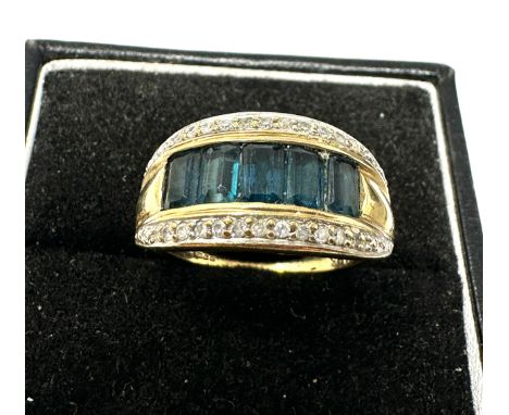 9ct Gold Blue Topaz &amp; diamond Ring (3.8g)