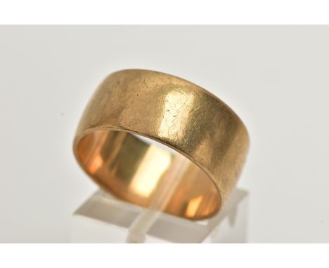 A 9CT GOLD WIDE BAND RING, polished wide band, approximate width 9.8mm, hallmarked 9ct Birmingham, ring size leading edge T, 