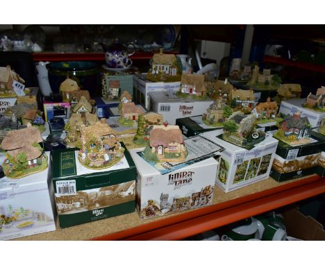 THIRTY ONE BOXED LILLIPUT LANE SCULPTURES FROM VARIOUS COLLECTIONS, to include Collectors Club, Symbol of Membership, Anniver
