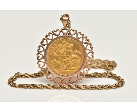 A FULL SOVEREIGN PENDANT NECKLACE, the sovereign dated 1900, collet set within an openwork heart detailed surround, hallmarke