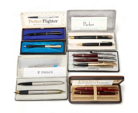 A group of Parker vintage fountain pens and pencils, Duofold, Flighter etc many with gold nibs and an Onoto De la Rue fountai