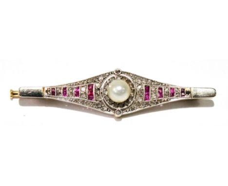 French Belle Époque brooch of slender navette shape with a pearl, rose diamonds and calibré rubies in gold fronted with plati