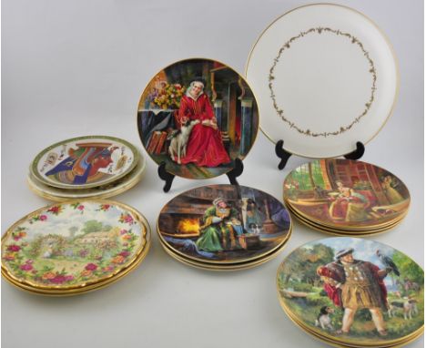 A Royal Doulton Collectors' Gallery Edition plate, King Henry VIII, D. 21cm, together with a further six plates depicting eac