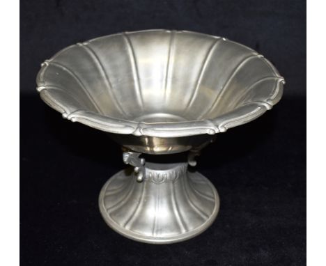 KAYSERZINN: A JUGENDSTIHL PEWTER COMPORTE  26cm diameter, 17.5cm high, stamped to base 'KAYSERZINN 4599' Condition Report : g