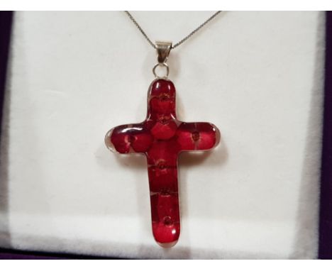 SILVER 925 LINED CRUCIFIX PENDANT ON CHAIN WITH POPPY DESIGN