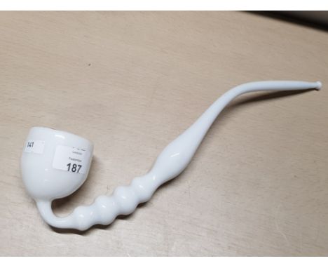 NAILSEA TYPE MILK GLASS PIPE FRIGGER