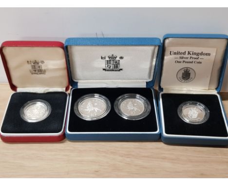 1992 SILVER PROOF TEN PENCE TWO COIN SET WITH CERTIFICATE AUTHENTICITY ALSO INCLUDES TWO SILVER 1 POUND COINS IN ORIGINAL CAS
