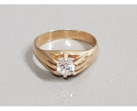 9CT GOLD CZ STONE RING 3.9G SIZE R