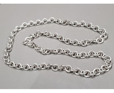 LARGE CONTINENTAL SILVER HOOP CHAIN