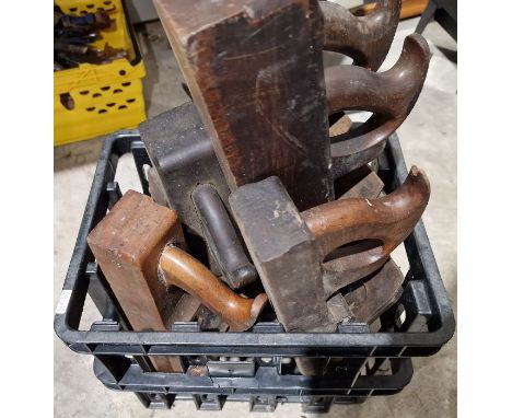 Quantity of vintage tools&nbsp;to include wooden planes, some stamped to include A Mathieson &amp; Sons, Glasgow and Edinburg