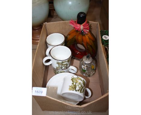 A box including Stonehenge Midwinter five cups and saucers, chilli jar etc.