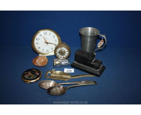 A quantity of miscellanea to include a 'Kingmaker' coal model of a Land Rover, Marksman small brass alarm clock, Stratton com