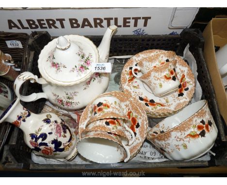 A vintage Royal Albert part tea set in brown and cream pattern, Lavender Rose teapot and small Mason's Mandelay vase