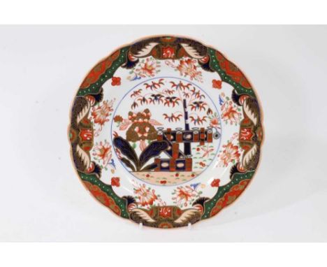 A Spode plate, painted with pattern 967, circa 1815-20, 22cm diameter 