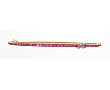 Good quality Art Deco French synthetic ruby bar brooch with calibre cut synthetic rubies in engraved gold setting. French Eag