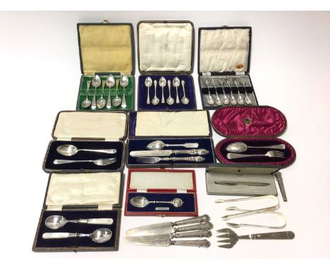 Selection of cased silver and silver plated flatware, including sets of tea spoons, spoon and fork sets and other items, toge