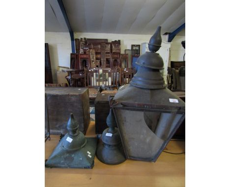 COPPER FOUR GLASS LANTERN TOGETHER WITH TWO LANTERN TOPS (3) 