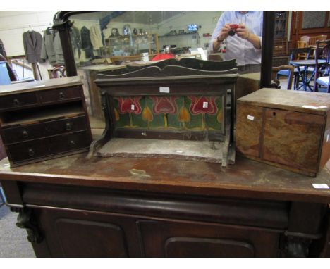 GEORGIAN MAHOGANY APPRENTICE CHEST WITH ONE DRAWER MISSING, TOGETHER WITH A SMALL DAMAGED TILE BACK WASH STAND TOP AND A WALN