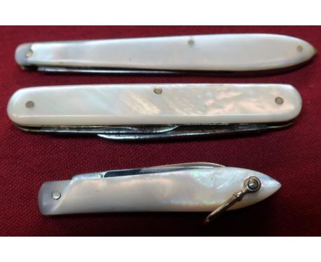 Group of three various pocket knives with Mother of Pearl grips 