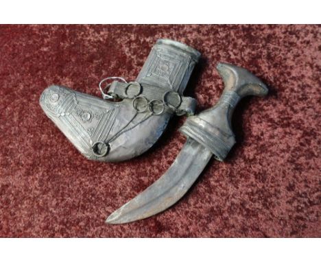 White metal overlaid Jambiya dagger with scabbard 