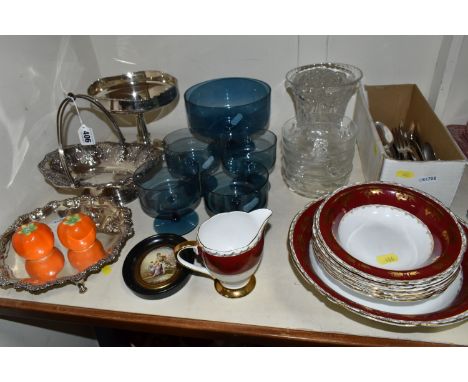 A GROUP OF CERAMICS, GLASS AND METALWARES, to include a plated basket, comport and footed tray, a framed painted metal panel 