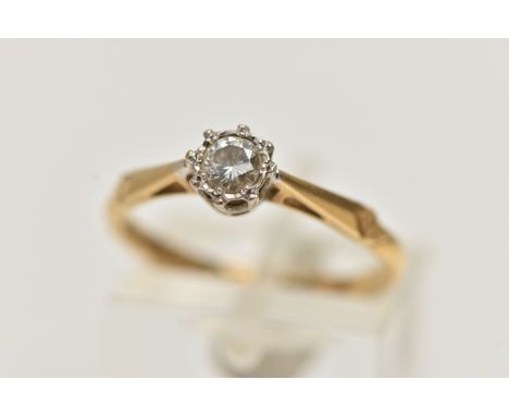 AN 18CT GOLD SINGLE STONE DIAMOND RING, round brilliant cut diamond, illusion set, estimated diamond weight 0.25cts, pinched 