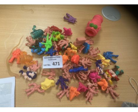 Diecast : M.U.S.C.L.E Men plastic collectable figures plus others