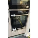 Neff B57VS26N0B Built In Oven with Added Steam Function with Slide & Hide Handle RRP -£1,449