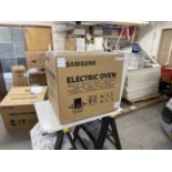 Samsung Dual Cook Flex NV75R7645RB Electric Oven