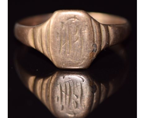 A c1925 9ct rose gold signet ring, 4.3g, size Z