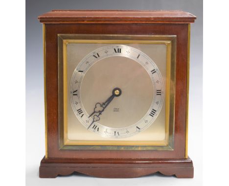Elliot, London mahogany cased mantel clock silvered Roman chapter ring, trefoil pierced hands, height 23cm