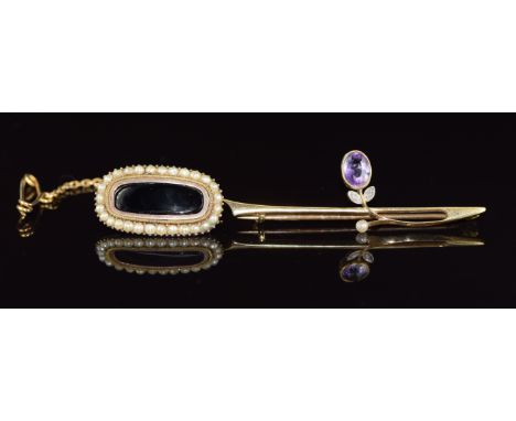 Victorian brooch set with seed pearls (3.7g, 2.5cm) and a 9ct gold brooch set with an amethyst,&nbsp;pearl and diamond, 2.7g,