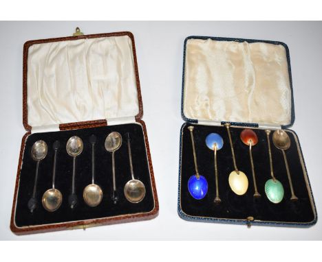 Art Deco cased set of six hallmarked silver gilt and guilloché enamel teaspoons, Birmingham 1936, maker Henry Clifford Davis,