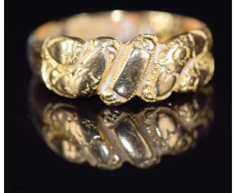 An 18ct gold ring, Birmingham 1912, 3.4g, size M