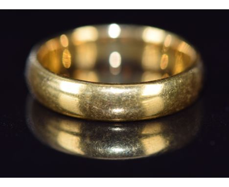 A 22ct gold wedding band / ring, 5.6g, size K