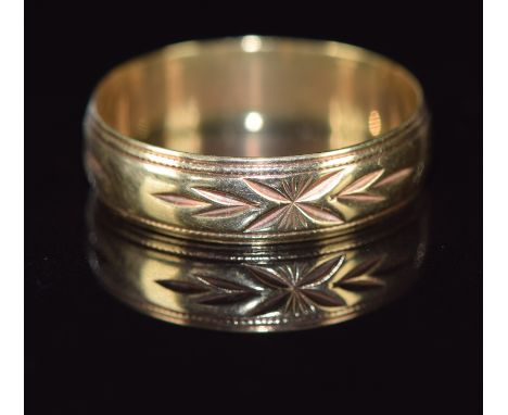 A 9ct gold ring with cut out decoration, 2.8g, size W&nbsp;