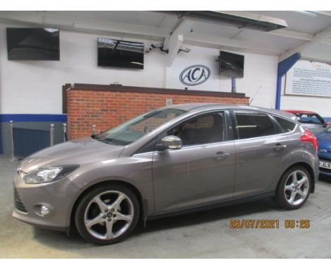 Make &amp; Model: Ford Focus Titanium TDCIDate of Reg: AO12 FWKColour: Browncc: 1560MoT: 30-09-2021Fuel Type: DIESELMileage: 