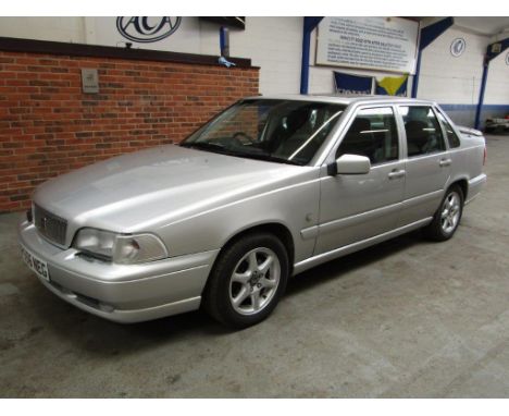 Make &amp; Model: Volvo S70 CD 10VDate of Reg: P556 NEGColour: Silvercc: 2435MoT: 25-05-2022Fuel Type: PETROLMileage: 84KTran