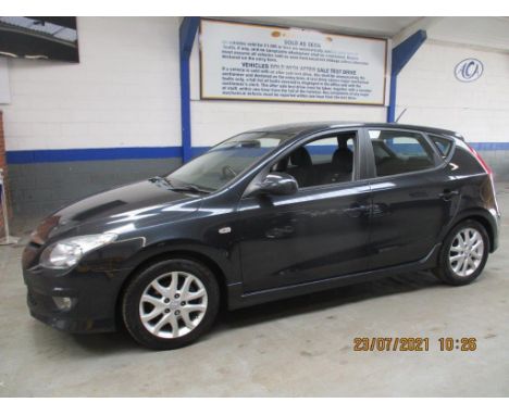 Make &amp; Model: Hyundai i30 Comfort CRDiDate of Reg: KW10 RXMColour: Blackcc: 1582MoT: 30-07-2022Fuel Type: DIESELMileage: 