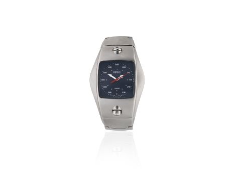 Seiko. A stainless steel quartz calendar bracelet watchReference: 7N32-0AY0Date: 2002Movement: 1-jewel Cal.7N320 quartzDial: 