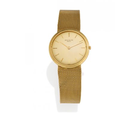 PATEK PHILIPPECalatrava. Armbanduhr. Herkunft: Schweiz, Genf. Werk: Handaufzug, Cal. 175. Gehäuse/Armband: 750/- Gelbgold, Mi