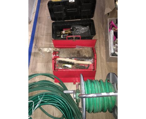 2 TOOL BOXES AND HOSES