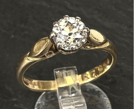 A diamond solitaire ring, brilliant cut stone, 1 caret approx, set in 18 carat yellow gold shank 